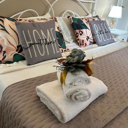 Lo Scrigno Dei Sogni Apartment ซานจีมิญญาโน ภายนอก รูปภาพ