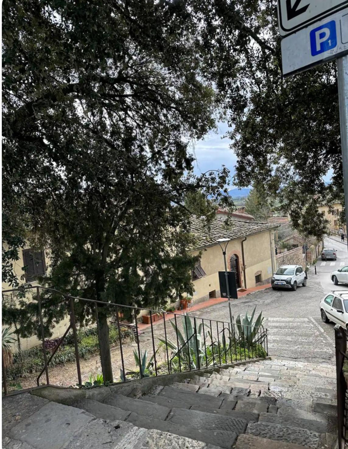 Lo Scrigno Dei Sogni Apartment ซานจีมิญญาโน ภายนอก รูปภาพ