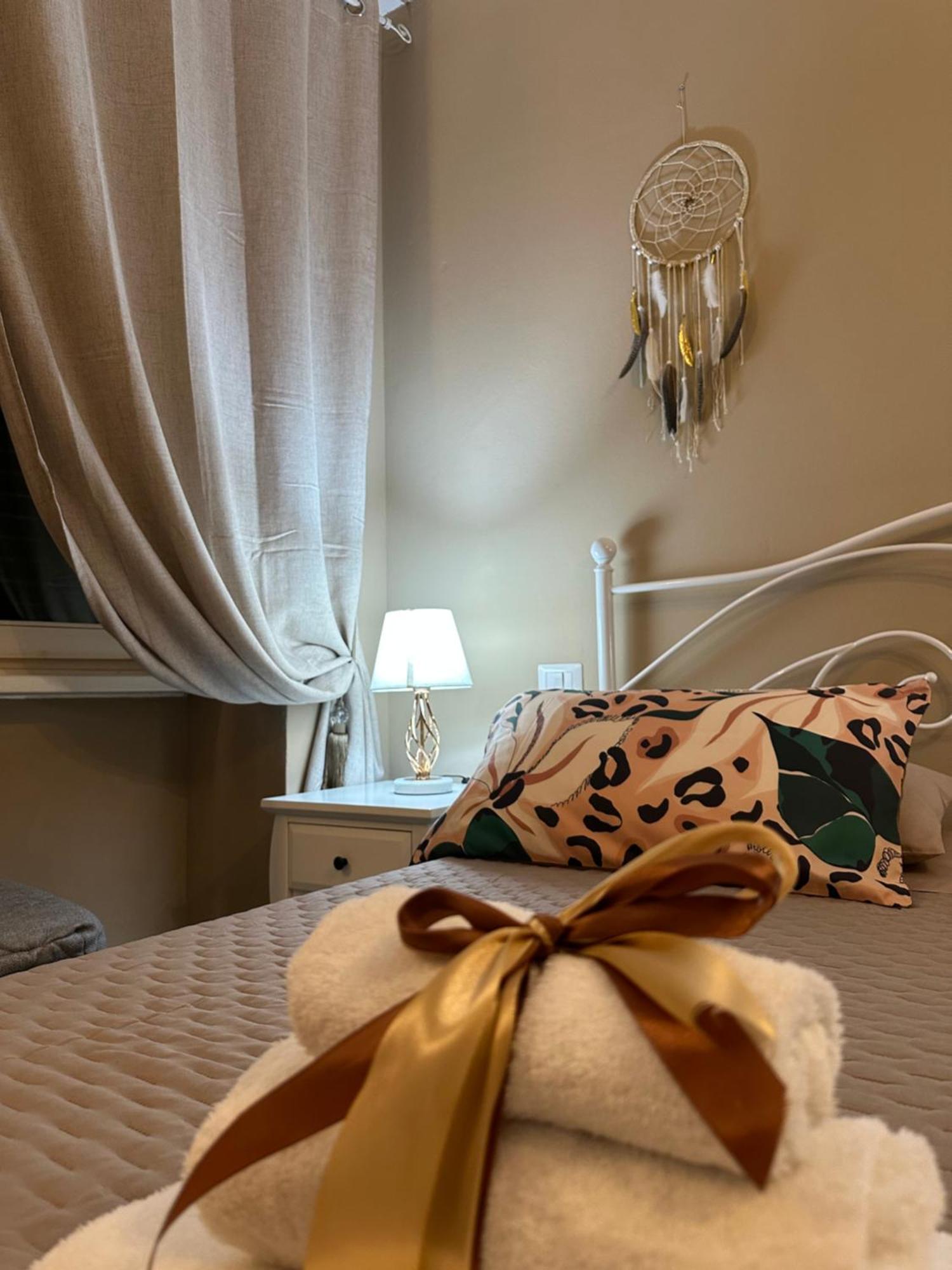 Lo Scrigno Dei Sogni Apartment ซานจีมิญญาโน ภายนอก รูปภาพ