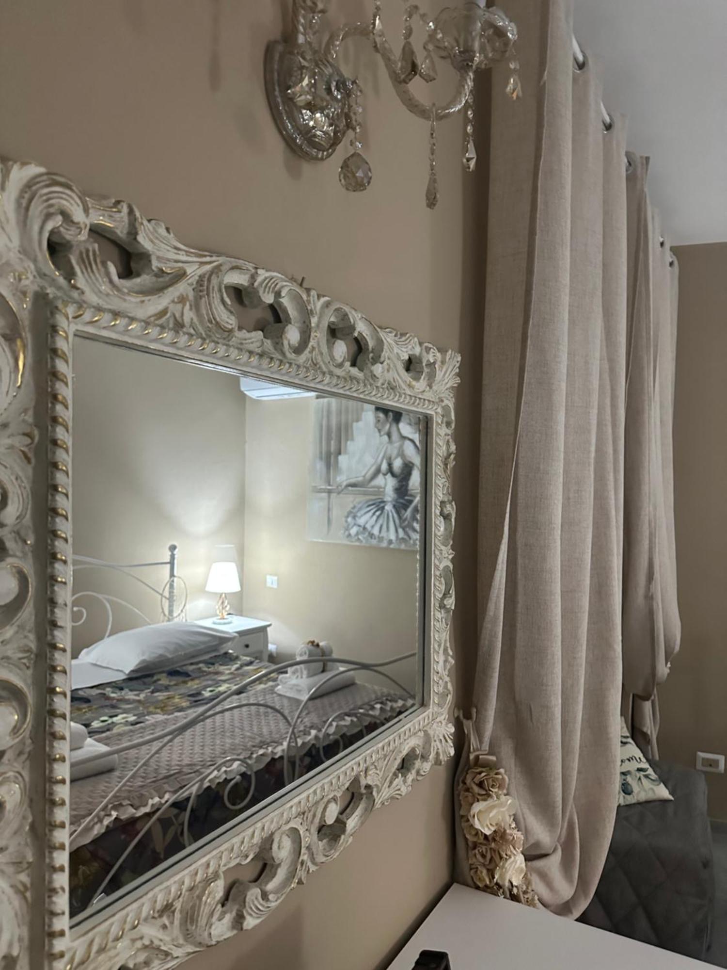 Lo Scrigno Dei Sogni Apartment ซานจีมิญญาโน ภายนอก รูปภาพ
